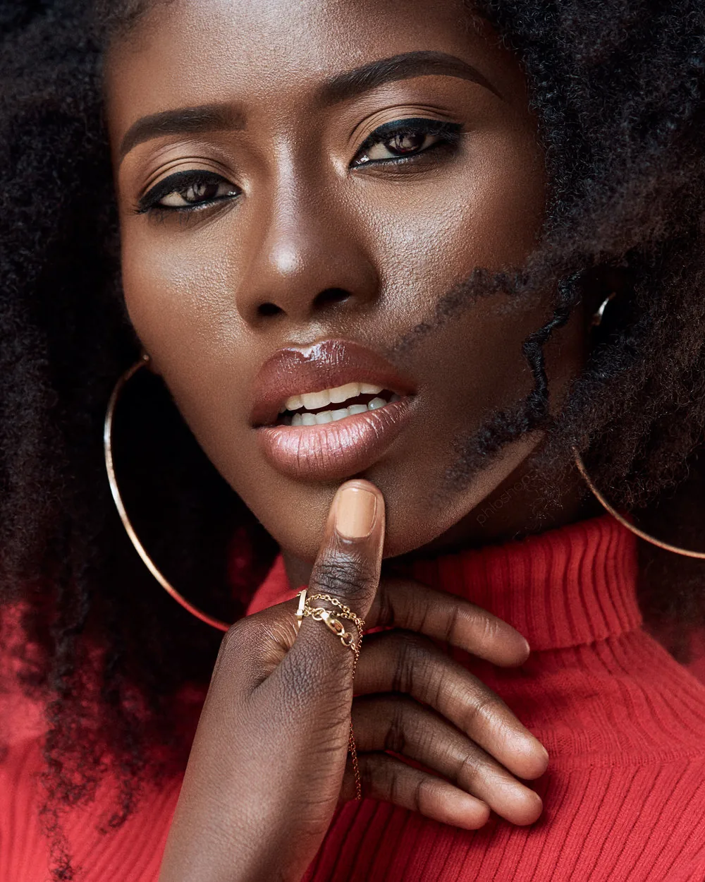 Pizaro Studios portrait — Crimson