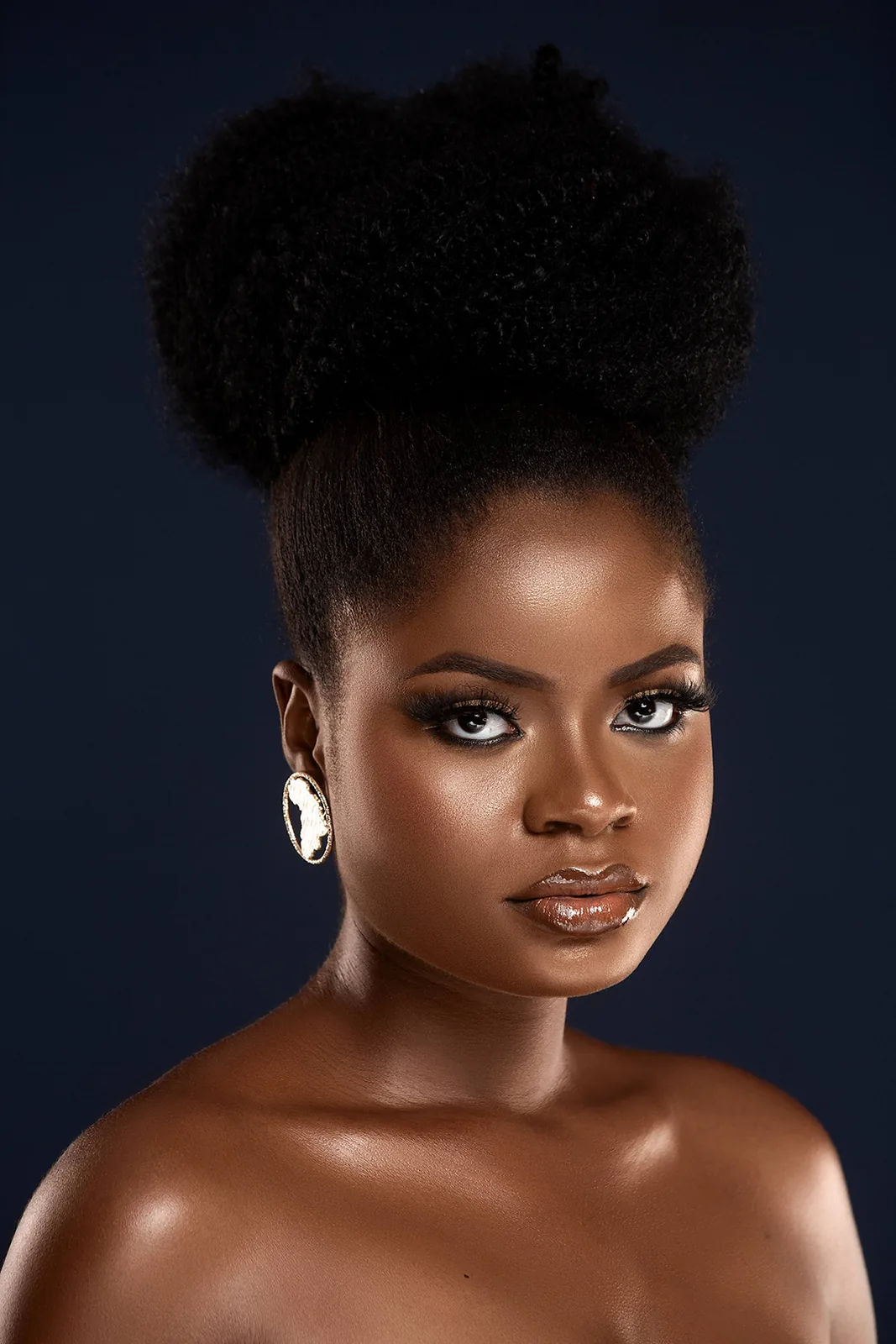 Pizaro Studios portrait — Burgundy