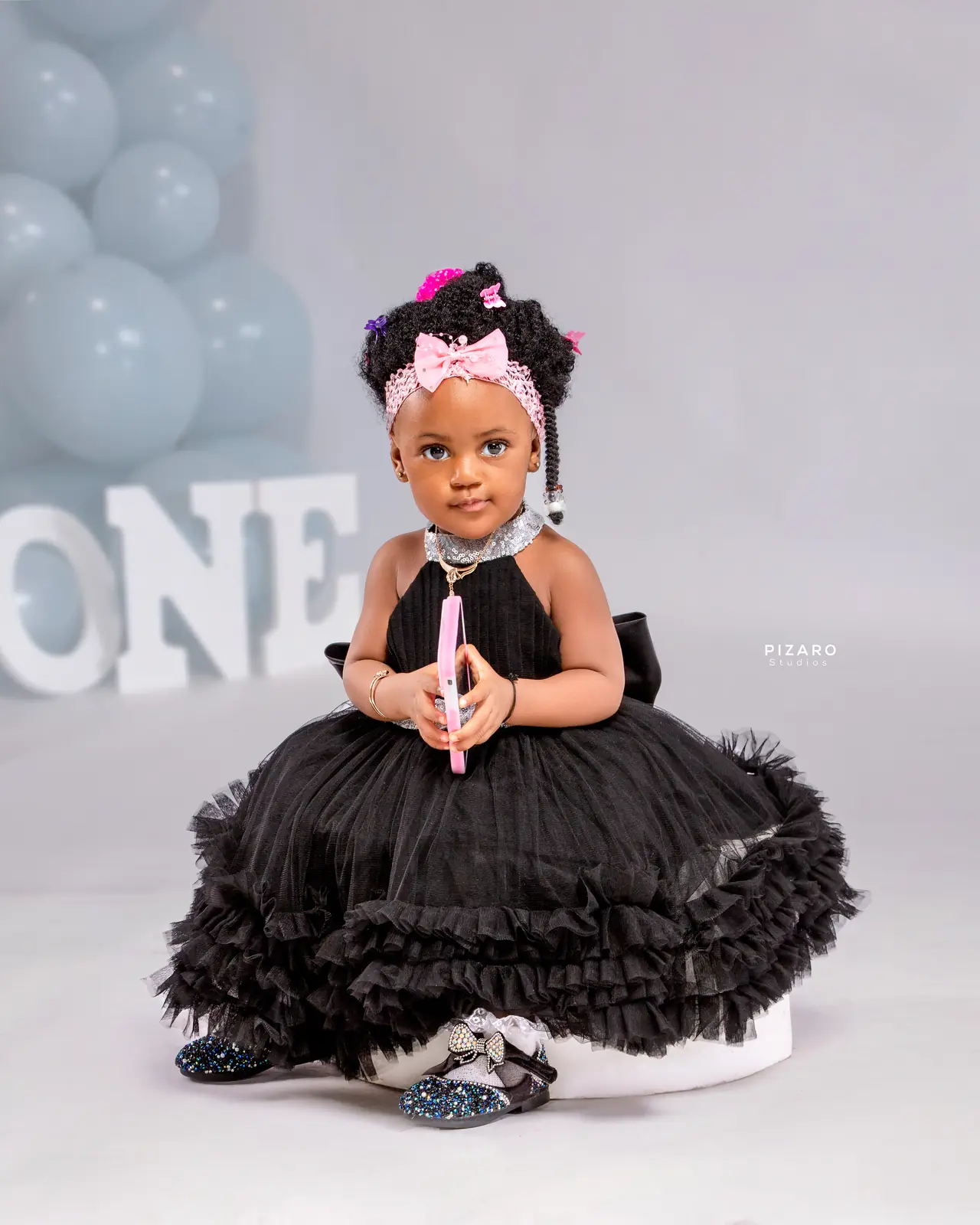 Kids Birthday — First Birthday — One | Pizaro Studios birthday & celebration photography